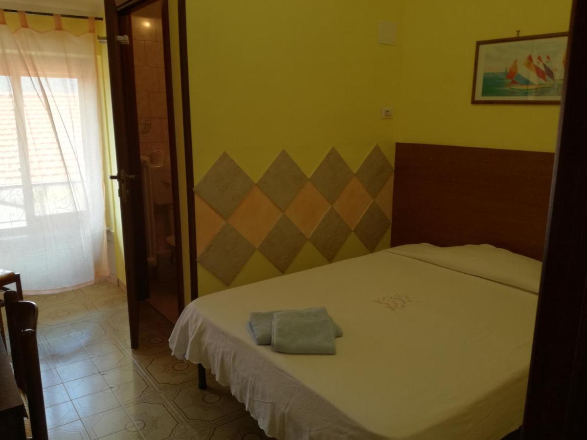 Albergo Al Castello Millesimo Luaran gambar